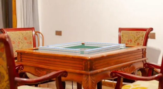 Lanshan Shanju Hostel Mogan Mountain, Prenota Ostello Hotel a Huzhou con piscina, Piscina