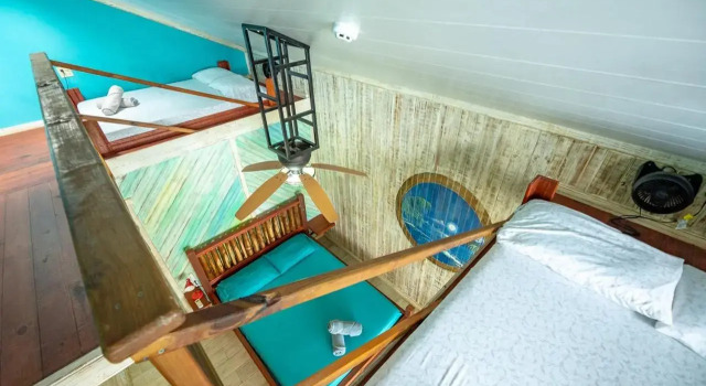 Skullys House, Reserva ahora Hotel Hoteles en Isla Colón con aparcamiento, Aparcamiento