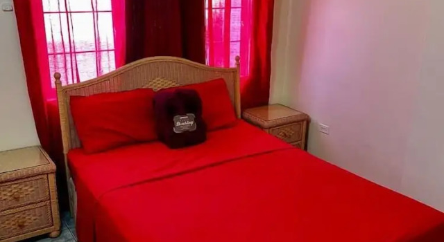 Arlene's & Chris's Guesthouse, Забронировать Апартаменты/квартира Апартаменты Порт-оф-Спейн, Апартаменты/квартира