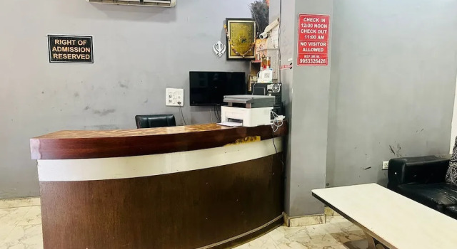 Hotel Green Arrow Rohini