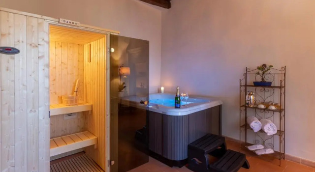 Suite doppia Borgo Petroro