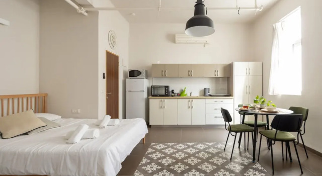 Студия с видом на внутренний двор The Printhouse-Boutique Apt by SeaNRent