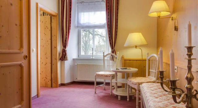 Полулюкс Hotel Schloss Nebra