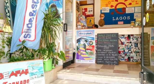 Sol a Sol Hostel, Забронировать Хостел Хостелы Лагуш, рядом с Городской рынок Лагоса, Хостел