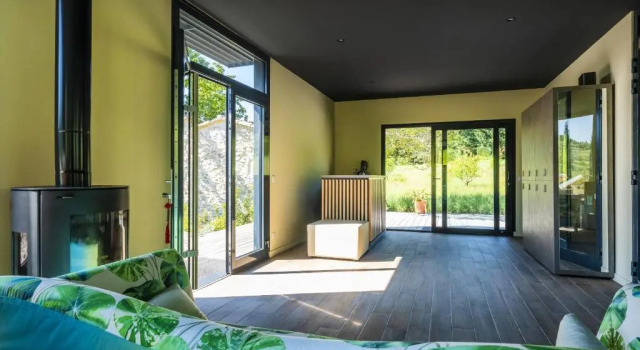 Studio avec piscine partagee jardin clos et wifi a Forcalquier, Забронировать Апартаменты/квартира Отели Форкалькье с бассейном, рядом с Монастырь Нотр-Дам-де-Салагон, Бассейн