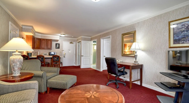 Номер Executive Roosevelt Inn & Suites Saratoga Springs
