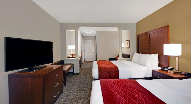 Четырёхместный люкс Comfort Inn & Suites Wilton