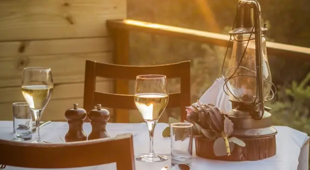 Люкс Luxury с балконом Leopard Mountain Safari Lodge