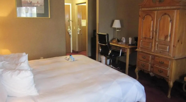 Номер Standard Best Western University Inn