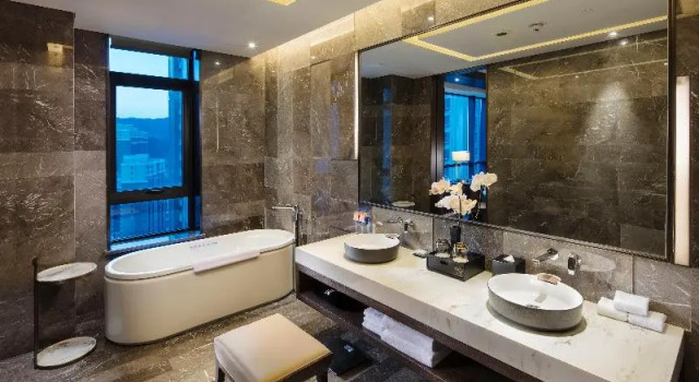 Двухместный номер Premium Holiday Inn Zhangjiakou Downtown by IHG