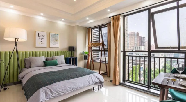 Wuhan Hongshan·Guanggu Square· Locals Apartment 00157650, Varaa Huoneisto Hongshan District 