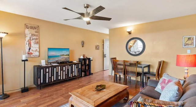 Номер Standard Kalama Terrace P-307 - 3rd-floor Walkup, 7 min Walk to Charley Young Beach, AC!