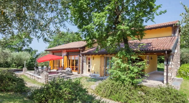 Коттедж Casa del Bosco in Affi