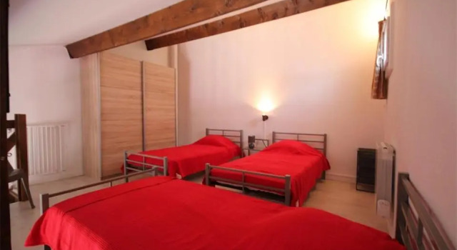 villa 5 couchages terrasse ombragée parking dans résidence sécurisée avec piscine commune à 400m de la mer LRJP65, Rezervovat Vila Hotely v Canal du Midi s bazénem, Bazén