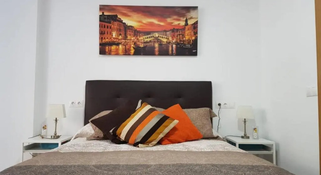 Apartamento Silvia, Забронировать Апартаменты/квартира Отели Торремолинос с парковкой, рядом с Культурный центр им. Пабло Руиса Пикассо, Парковка