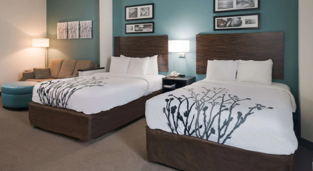 Четырёхместный люкс Sleep Inn & Suites Port Clinton