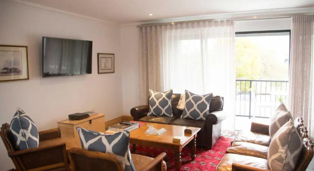7 Ackermann Place Guest House