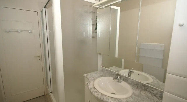 Snug holiday home in Denneville Plage near beach, Забронировать Отель  