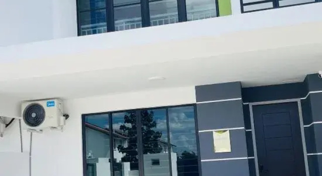 Hello Baby Homestay Dato Onn 11, Varaa Hotelli Hotellit Johor pysäköinnillä, Pysäköinti