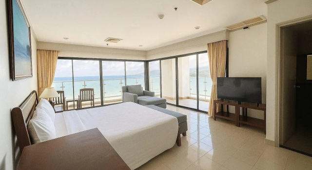 Patong Beachfront Tower 3 BR Penthouse, Забронировать Апарт-отель Апарт-отели Патонг-Бич, рядом с Больница Патонга, Апарт-отель