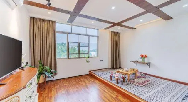 Люкс Deluxe с 2 комнатами Zhaoqing Lakeside · Mountain Residence (Seven Star Cave Archway)