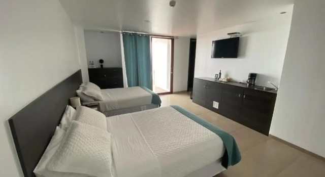 Двухместный номер Standard с балконом и с видом на море Galapagos Sunset Hotel