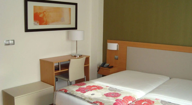 Hotel Albergaria Borges, Забронировать Отель Шавиш Trás-os-Montes e Alto Douro