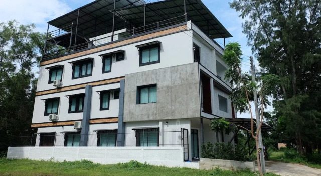 Rublom & Chomview Huahin Pranburi, จอง โรงแรม ปราณบุรี ประจวบคีรีขันธ์, ใกล้ Pak Nam Pran Beach