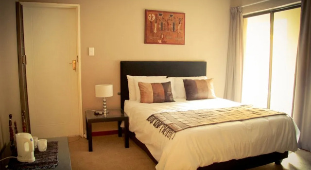 African Sands Guesthouse, Book Hotel Billige hoteller i Bloemfontein