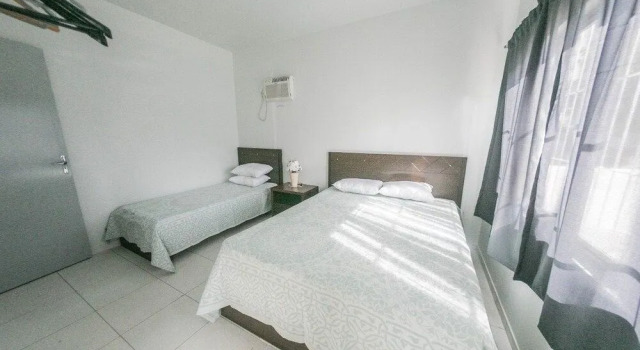 Casa 1 - Casa com piscina 10 pessoas