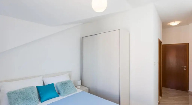 Студия Apartments Lea