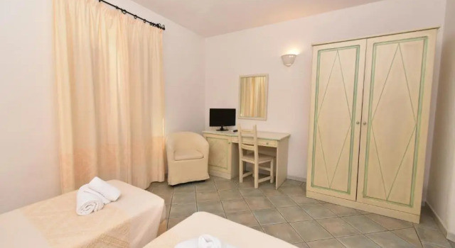Трёхместный номер Standard Hotel Cavour