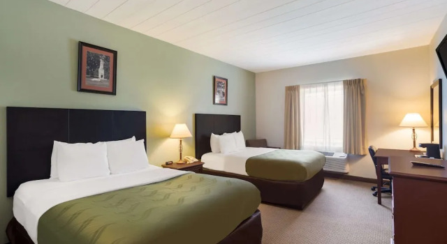 Quality Inn & Suites Monterey, TN - Crossville, TN, Rezervați Hotel Monterey Tennessee