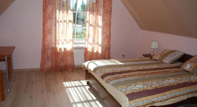 Babrukas, Boek Hotel Trakai 