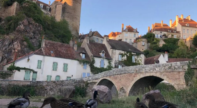 Коттедж Bâtisse du pont Pinard et son granit rose