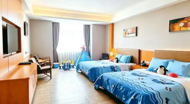 Семейный тент Xibian Hotel (Tai Shan Na Qin Peninsula Scenic Area Weijiaowan Branch)