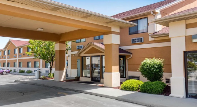 Americas Best Value Inn Monee / Chicago Area