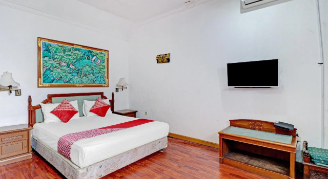 OYO 90479 The Ethnic Hotel Bandung (all Suites)