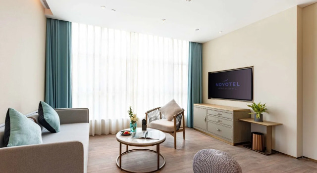 Novotel Qiandao Lake, Book Hotel Hoteller i Chun'an med morgenmad, Morgenmad