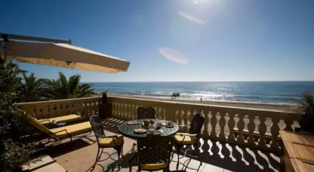 Sunny Dom Holiday Villa, Забронировать Вилла Марбелья Коста-дель-Соль, рядом с Playa de Artola