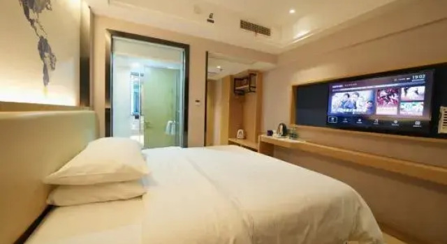 Mohe One Companion Homestay, Rezerwuj Hotel Hotele w Mohe z parkingiem, Parking