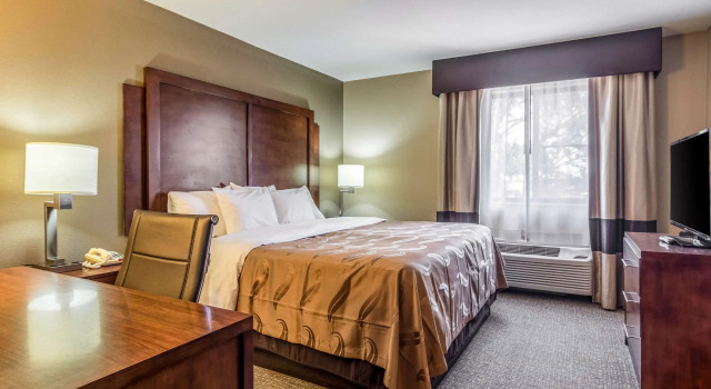 Двухместный номер Standard Quality Inn & Suites Salem near I-57