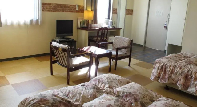 Hotel Platon Annex Green Plaza, Book Hotel Chikuma Nagano