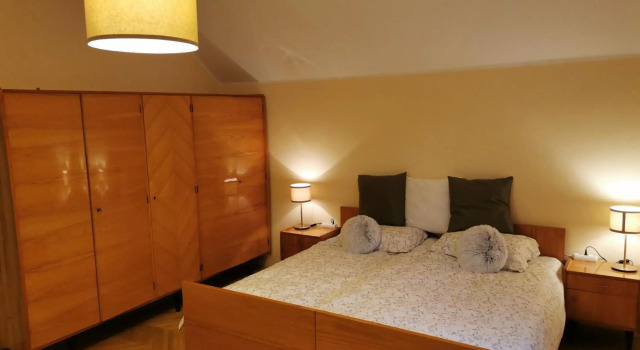 House Marin - whole house, Prenota Hotel Hotel a Stiria con parcheggio, Parcheggio