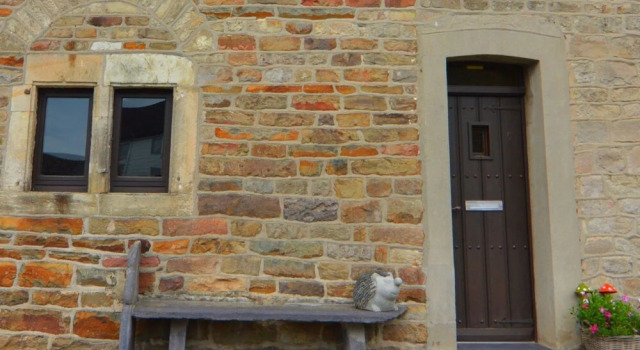 Cozy Holiday Home in Waimes with Sauna, Rezervovat Hotel Hotely v Lutych s parkováním, Parkování