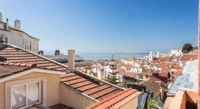Номер Standard Romantic Rooftop 1BR in Alfama - Gonzalo's Guest