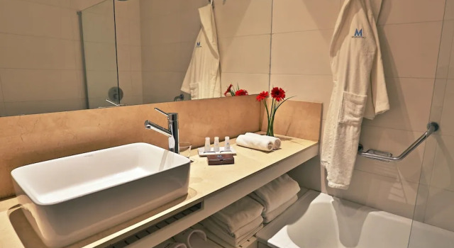 Семейный номер Standard Дуплекс с балконом Mulen Hotel Tandil