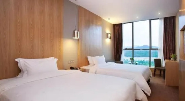 Yayuan Caitian Hotel