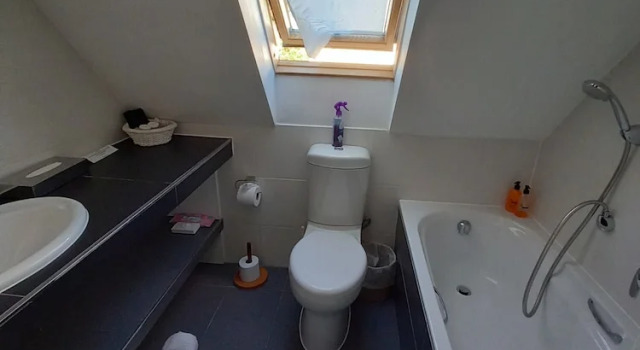 Четырёхместные апартаменты с балконом Cotswold House Residence