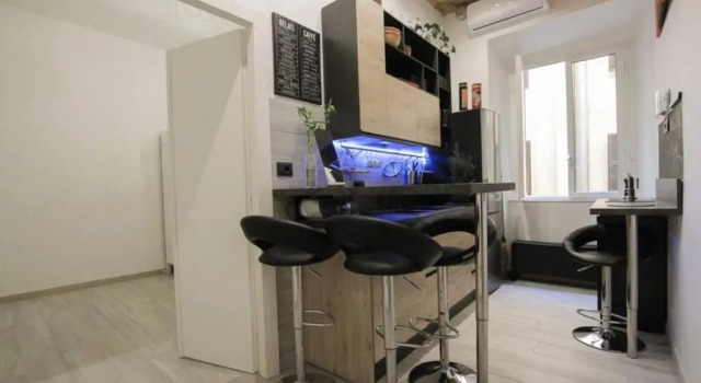 Elegant apartment in Inner City at Vatican - NETFLIX and Optical fiber, Забронировать Апартаменты/квартира Отели Рима с бассейном, рядом с Собор Святого Петра, Бассейн